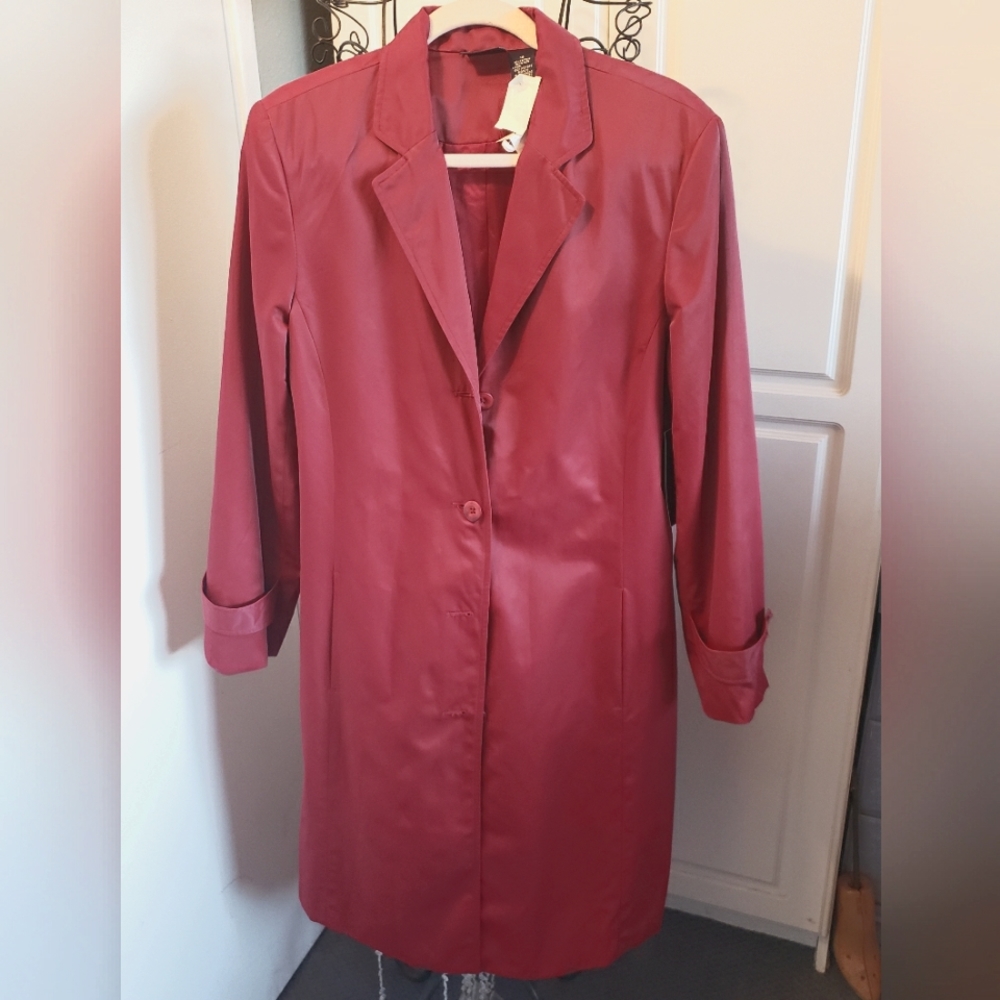 Burgundy/RedWoman's Trench Coat